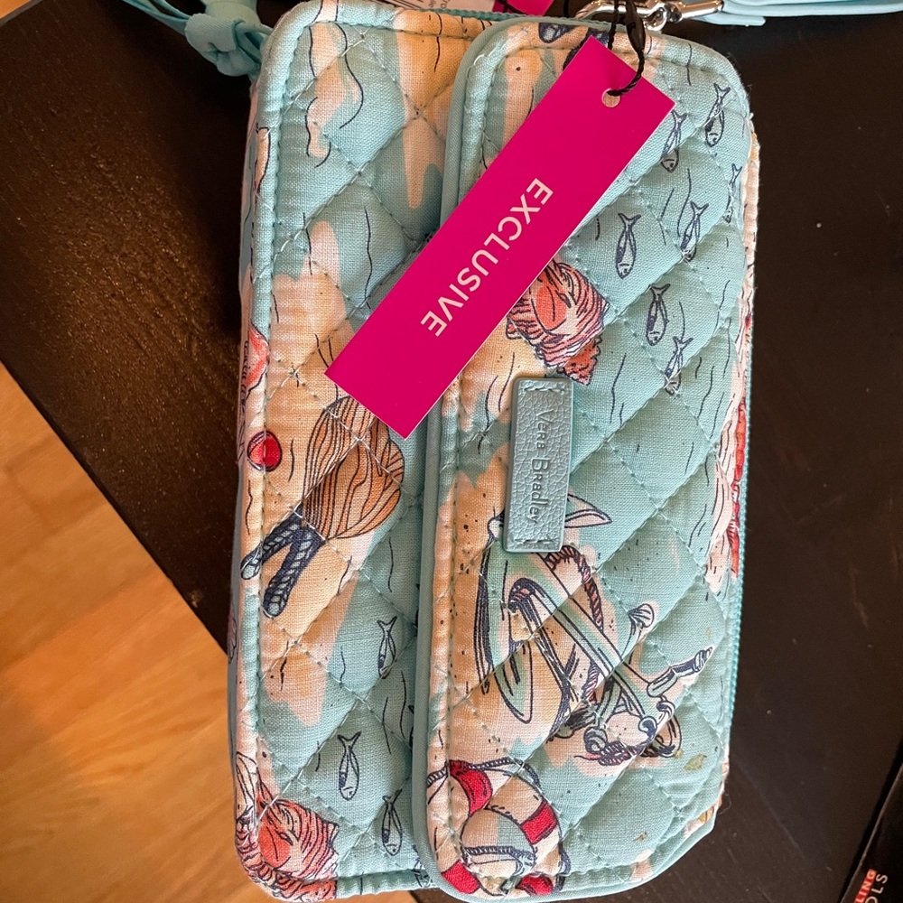 NWT Vera Bradley Iconic RFID all in one crossbody